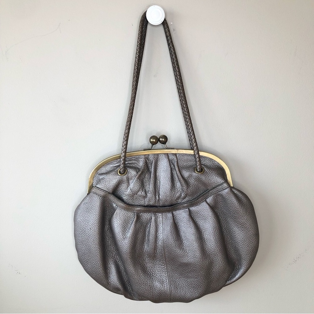 Maxx Kisslock Weekend Taupe Leather Bag